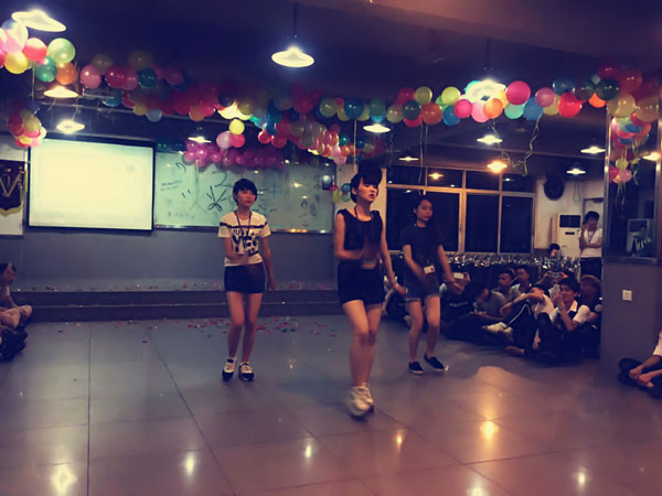 毕业晚会